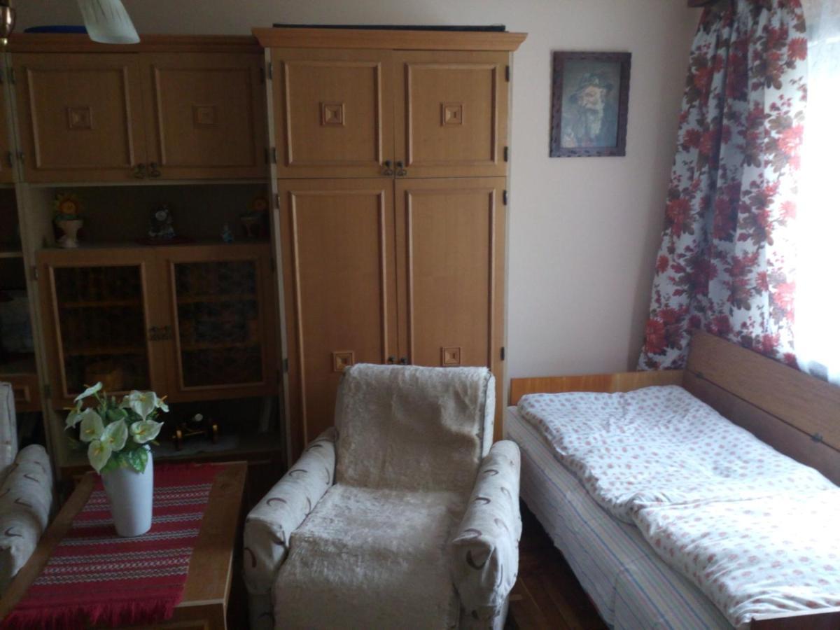 Sunny Apartman Mestecǎneşti Exterior foto