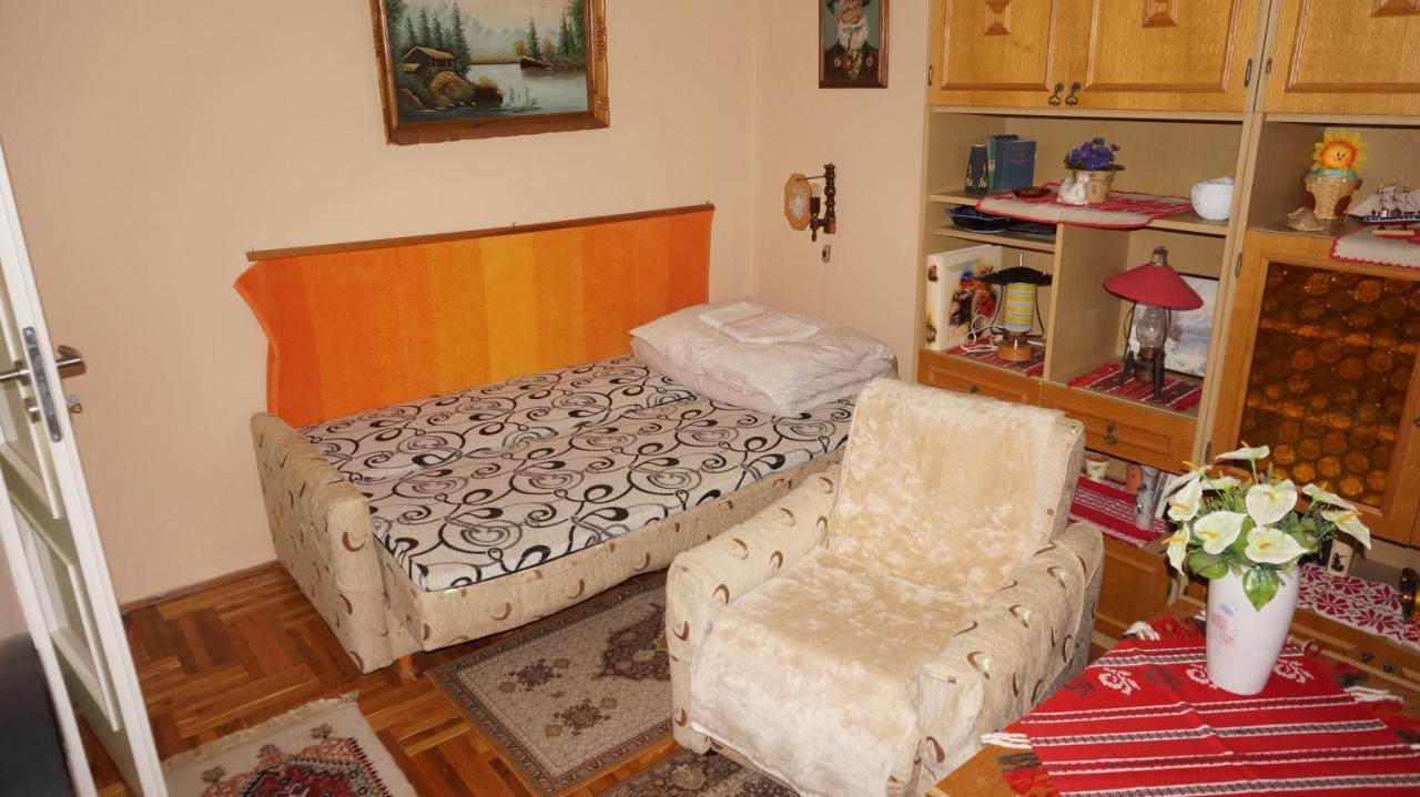 Sunny Apartman Mestecǎneşti Exterior foto